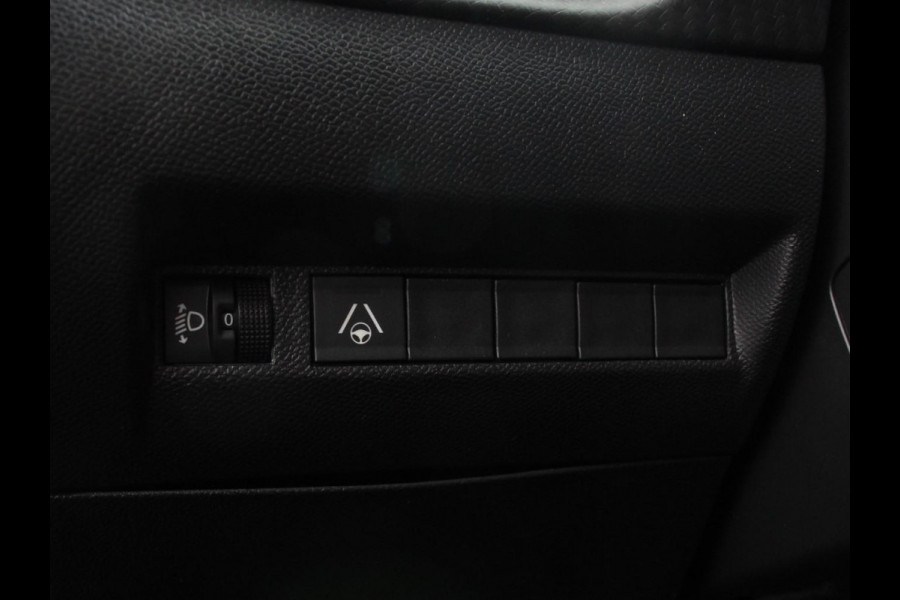 Peugeot 2008 1.2 PureTech 130pk Automaat Allure Navigatie Climate Control Camera 360 Dab Led Lichtmetalen Velgen Parkeer sensoren Cruise Control Adaptive Stoelverwarming