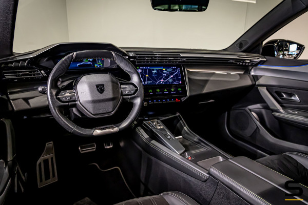 Peugeot 408 1.2 PureTech GT 130 EAT8|Pano|Full Options|1eig