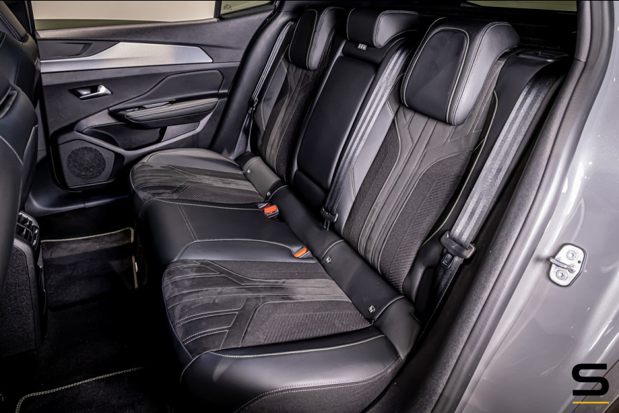 Peugeot 408 1.2 PureTech GT 130 EAT8|Pano|Full Options|1eig