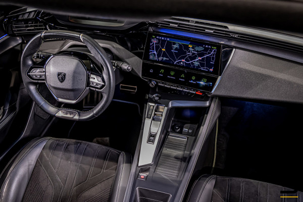 Peugeot 408 1.2 PureTech GT 130 EAT8|Pano|Full Options|1eig