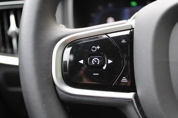Volvo V90 2.0 T8 Plug-in hybrid AWD Ultimate Dark | Panoramadak | Head-Up | H/K | Memory