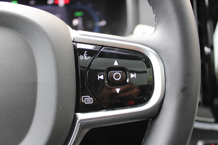 Volvo V90 2.0 T8 Plug-in hybrid AWD Ultimate Dark | Panoramadak | Head-Up | H/K | Memory