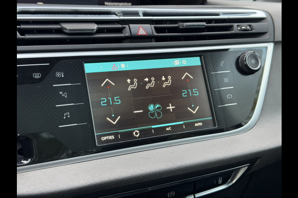 Citroën Grand C4 Picasso BWJ 2018 | 1.2T 131PK AUTOMAAT (OLIEVERBRUIK) | TREKHAAK | PANO DAK | CLIMA | NAVI | CAMERA A | PDC 2X |