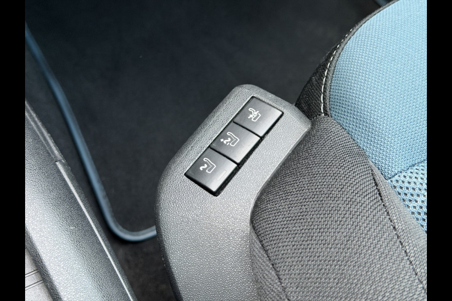 Citroën Grand C4 Picasso BWJ 2018 | 1.2T 131PK AUTOMAAT (OLIEVERBRUIK) | TREKHAAK | PANO DAK | CLIMA | NAVI | CAMERA A | PDC 2X |