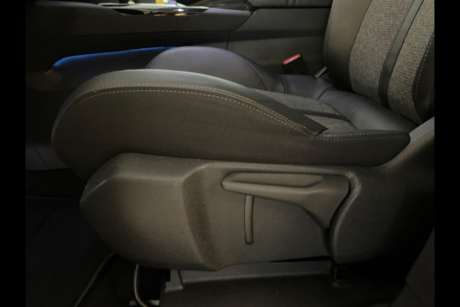 Peugeot 3008 1.2 PureTech Allure AUTOMAAT AIRCO NAVI CRUISE BLUETOOTH VELGEN PRIVACYGLAS TREKHAAK ZEER NETTE AUTO