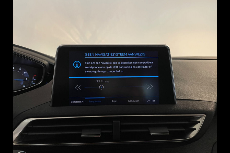 Peugeot 3008 1.2 PureTech Allure AUTOMAAT AIRCO NAVI CRUISE BLUETOOTH VELGEN PRIVACYGLAS TREKHAAK ZEER NETTE AUTO