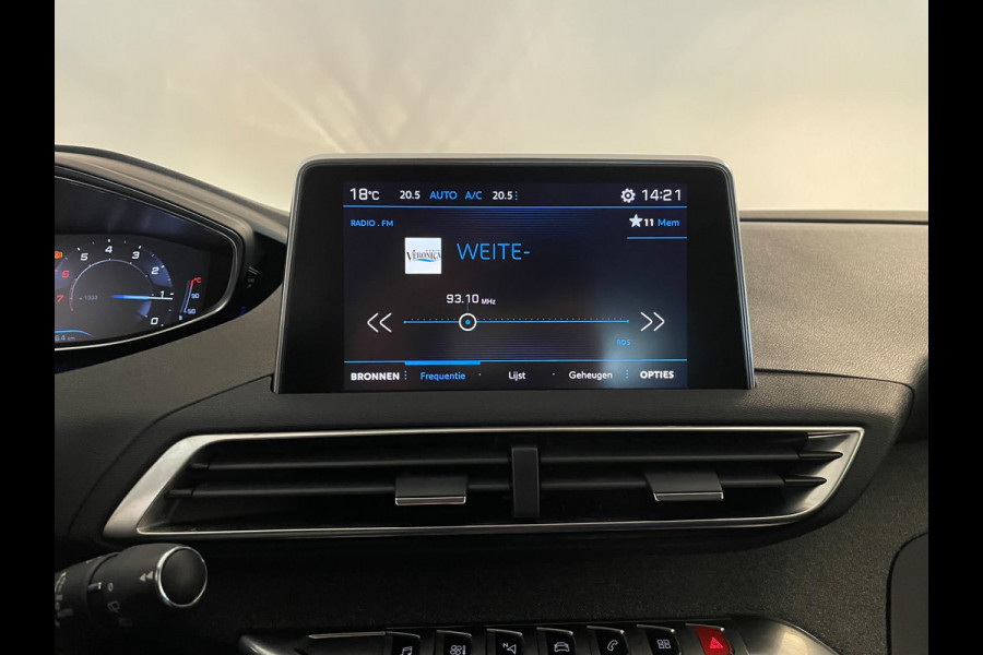 Peugeot 3008 1.2 PureTech Allure AUTOMAAT AIRCO NAVI CRUISE BLUETOOTH VELGEN PRIVACYGLAS TREKHAAK ZEER NETTE AUTO