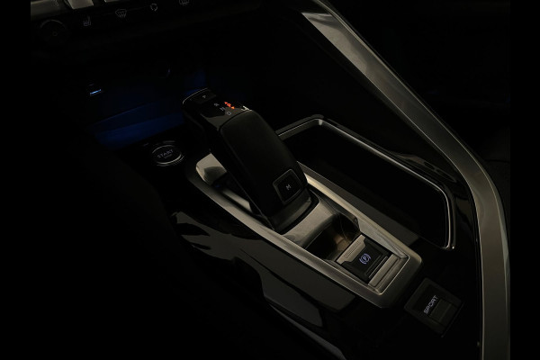 Peugeot 3008 1.2 PureTech Allure AUTOMAAT AIRCO NAVI CRUISE BLUETOOTH VELGEN PRIVACYGLAS TREKHAAK ZEER NETTE AUTO