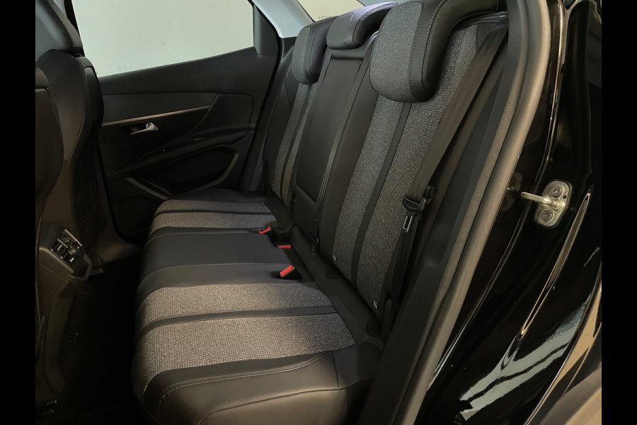 Peugeot 3008 1.2 PureTech Allure AUTOMAAT AIRCO NAVI CRUISE BLUETOOTH VELGEN PRIVACYGLAS TREKHAAK ZEER NETTE AUTO