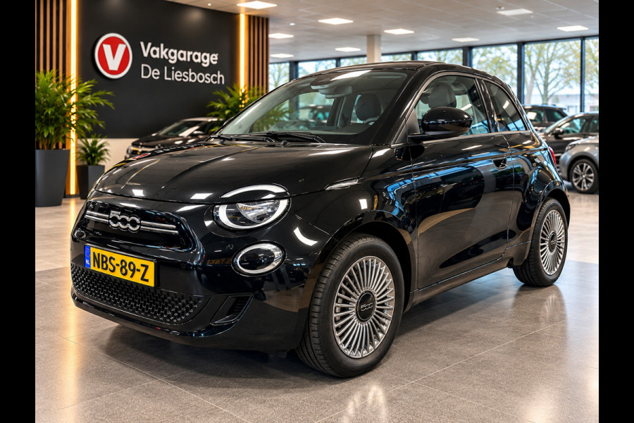 Fiat 500 E 42 kWh /Icon/ airco / carplay