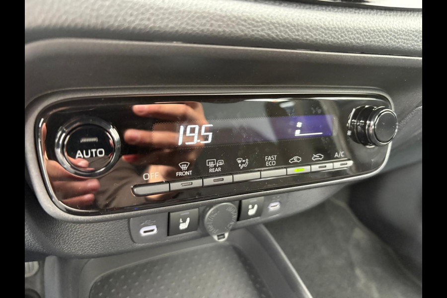 Toyota Aygo X Hybrid 116PK Active Automaat Nieuw uit voorraad! Camera/Stoelverwarming/Adapt.Cruise/ Carplay-Android