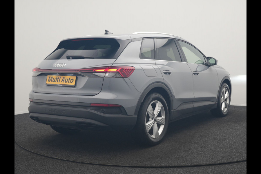 Audi Q4 e-tron 40 Edition 77 kWh 204pk Dealer O.H. | SOH 95,7% | Adaptive Cruise | Head Up | Camera | Sportstoelen Memory & Verwarmd | Stuur Verwarmd | Apple Carplay | Navigatie | DAB | 19"L.M |