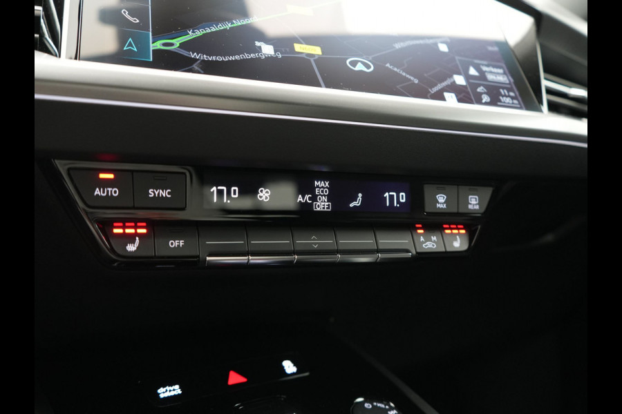 Audi Q4 e-tron 40 Edition 77 kWh 204pk Dealer O.H. | SOH 95,7% | Adaptive Cruise | Head Up | Camera | Sportstoelen Memory & Verwarmd | Stuur Verwarmd | Apple Carplay | Navigatie | DAB | 19"L.M |