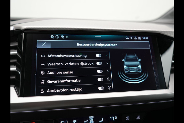 Audi Q4 e-tron 40 Edition 77 kWh 204pk Dealer O.H. | SOH 95,7% | Adaptive Cruise | Head Up | Camera | Sportstoelen Memory & Verwarmd | Stuur Verwarmd | Apple Carplay | Navigatie | DAB | 19"L.M |