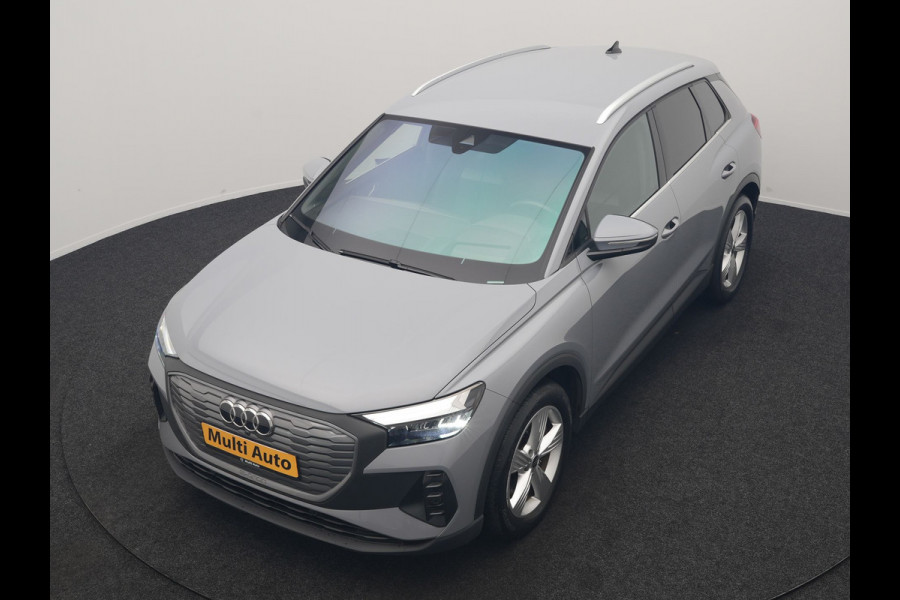 Audi Q4 e-tron 40 Edition 77 kWh 204pk Dealer O.H. | SOH 95,7% | Adaptive Cruise | Head Up | Camera | Sportstoelen Memory & Verwarmd | Stuur Verwarmd | Apple Carplay | Navigatie | DAB | 19"L.M |