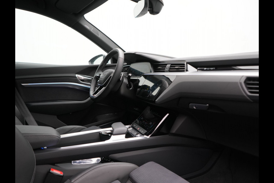 Audi Q8 e-tron 55 Quattro S Line 115 kWh 408pk Dealer O.H. | SOH 97,5% | Adaptive Cruise | Matrix LED | 360 Camera | Bang & Olufsen | Alcantara Sportstoelen Memory & Verwarmd | Sfeerverlichting | Keyless | BLIS | Navigatie | DAB | Virtual | 20"L.M |