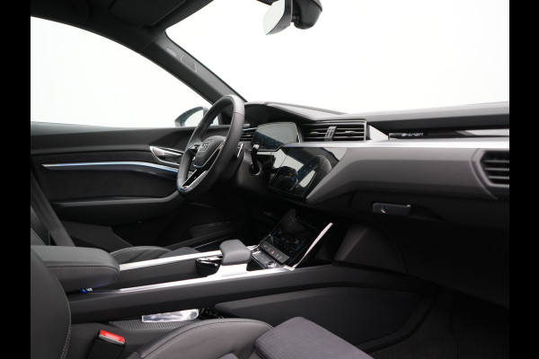 Audi Q8 e-tron 55 Quattro S Line 115 kWh 408pk Dealer O.H. | SOH 97,5% | Adaptive Cruise | Matrix LED | 360 Camera | Bang & Olufsen | Alcantara Sportstoelen Memory & Verwarmd | Sfeerverlichting | Keyless | BLIS | Navigatie | DAB | Virtual | 20"L.M |