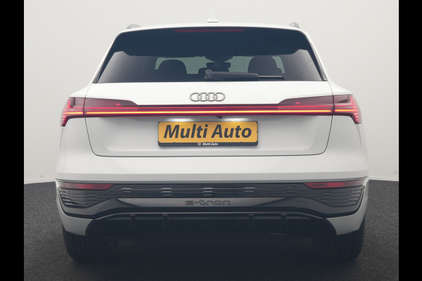 Audi Q8 e-tron 55 Quattro S Line 115 kWh 408pk Dealer O.H. | SOH 97,5% | Adaptive Cruise | Matrix LED | 360 Camera | Bang & Olufsen | Alcantara Sportstoelen Memory & Verwarmd | Sfeerverlichting | Keyless | BLIS | Navigatie | DAB | Virtual | 20"L.M |