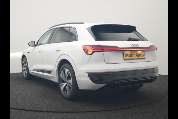 Audi Q8 e-tron 55 Quattro S Line 115 kWh 408pk Dealer O.H. | SOH 97,5% | Adaptive Cruise | Matrix LED | 360 Camera | Bang & Olufsen | Alcantara Sportstoelen Memory & Verwarmd | Sfeerverlichting | Keyless | BLIS | Navigatie | DAB | Virtual | 20"L.M |