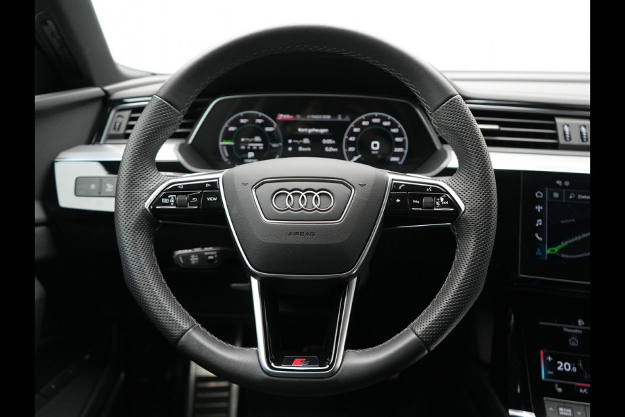 Audi Q8 e-tron 55 Quattro S Line 115 kWh 408pk Dealer O.H. | SOH 97,5% | Adaptive Cruise | Matrix LED | 360 Camera | Bang & Olufsen | Alcantara Sportstoelen Memory & Verwarmd | Sfeerverlichting | Keyless | BLIS | Navigatie | DAB | Virtual | 20"L.M |