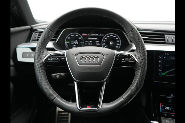 Audi Q8 e-tron 55 Quattro S Line 115 kWh 408pk Dealer O.H. | SOH 97,5% | Adaptive Cruise | Matrix LED | 360 Camera | Bang & Olufsen | Alcantara Sportstoelen Memory & Verwarmd | Sfeerverlichting | Keyless | BLIS | Navigatie | DAB | Virtual | 20"L.M |