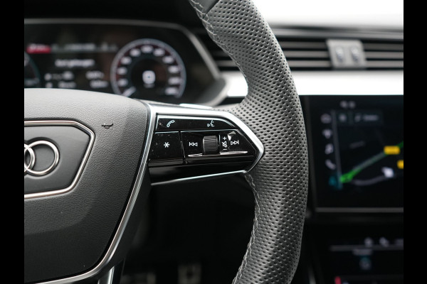 Audi Q8 e-tron 55 Quattro S Line 115 kWh 408pk Dealer O.H. | SOH 97,5% | Adaptive Cruise | Matrix LED | 360 Camera | Bang & Olufsen | Alcantara Sportstoelen Memory & Verwarmd | Sfeerverlichting | Keyless | BLIS | Navigatie | DAB | Virtual | 20"L.M |
