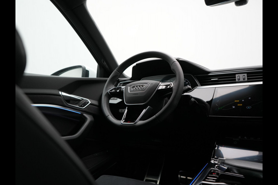 Audi Q8 e-tron 55 Quattro S Line 115 kWh 408pk Dealer O.H. | SOH 97,5% | Adaptive Cruise | Matrix LED | 360 Camera | Bang & Olufsen | Alcantara Sportstoelen Memory & Verwarmd | Sfeerverlichting | Keyless | BLIS | Navigatie | DAB | Virtual | 20"L.M |
