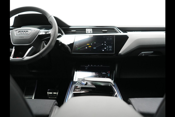 Audi Q8 e-tron 55 Quattro S Line 115 kWh 408pk Dealer O.H. | SOH 97,5% | Adaptive Cruise | Matrix LED | 360 Camera | Bang & Olufsen | Alcantara Sportstoelen Memory & Verwarmd | Sfeerverlichting | Keyless | BLIS | Navigatie | DAB | Virtual | 20"L.M |