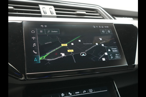 Audi Q8 e-tron 55 Quattro S Line 115 kWh 408pk Dealer O.H. | SOH 97,5% | Adaptive Cruise | Matrix LED | 360 Camera | Bang & Olufsen | Alcantara Sportstoelen Memory & Verwarmd | Sfeerverlichting | Keyless | BLIS | Navigatie | DAB | Virtual | 20"L.M |