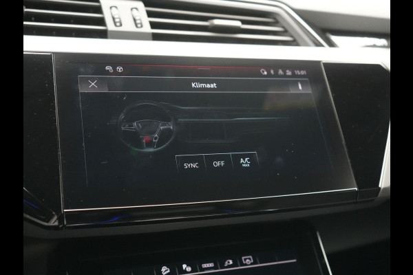 Audi Q8 e-tron 55 Quattro S Line 115 kWh 408pk Dealer O.H. | SOH 97,5% | Adaptive Cruise | Matrix LED | 360 Camera | Bang & Olufsen | Alcantara Sportstoelen Memory & Verwarmd | Sfeerverlichting | Keyless | BLIS | Navigatie | DAB | Virtual | 20"L.M |