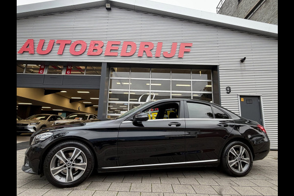 Mercedes-Benz C-Klasse 160 Sport Edition AUTOMAAT I Navigatie / Apple CarPlay I Sport interieur I Stoel verwarming I LED I PDC ..