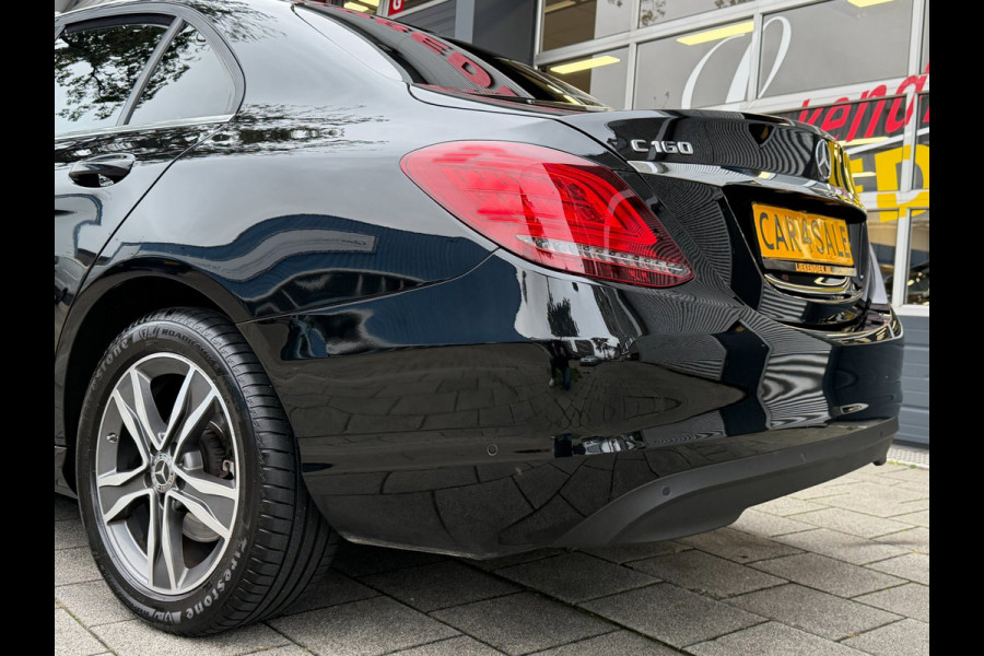 Mercedes-Benz C-Klasse 160 Sport Edition AUTOMAAT I Navigatie / Apple CarPlay I Sport interieur I Stoel verwarming I LED I PDC ..