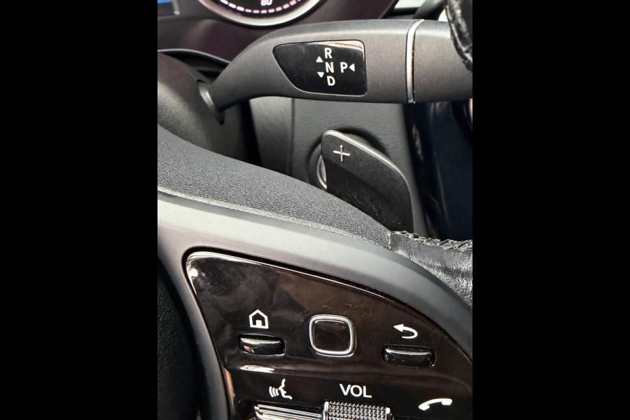 Mercedes-Benz C-Klasse 160 Sport Edition AUTOMAAT I Navigatie / Apple CarPlay I Sport interieur I Stoel verwarming I LED I PDC ..