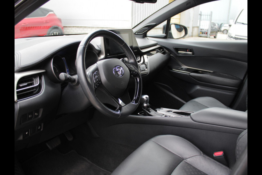 Toyota C-HR 1.8 Hybrid Bi-Tone | TREKHAAK | LED KOPLAMPEN | STUUR & STOELVERWARMING |