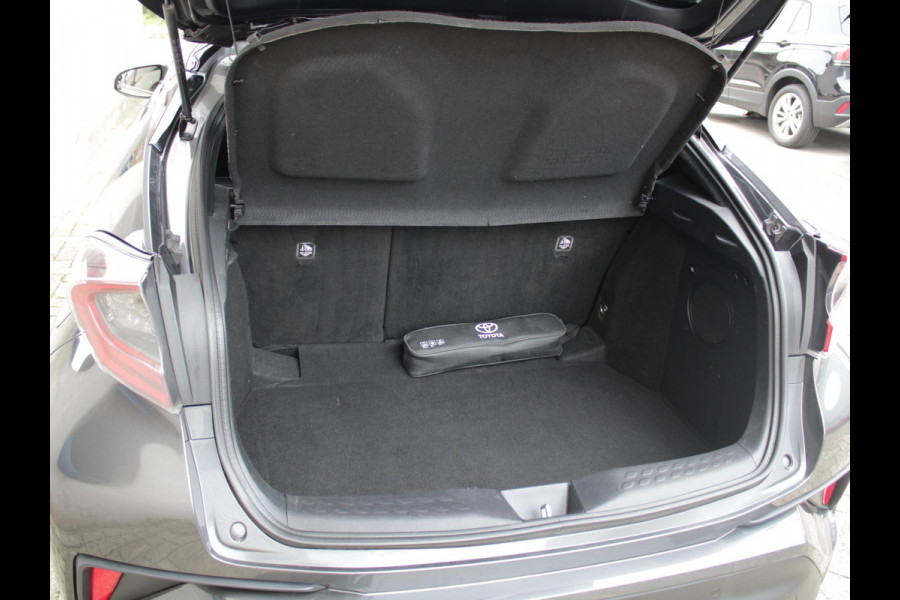 Toyota C-HR 1.8 Hybrid Bi-Tone | TREKHAAK | LED KOPLAMPEN | STUUR & STOELVERWARMING |