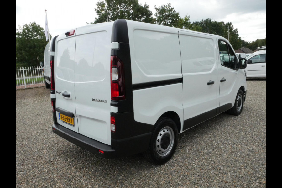 Renault Trafic 2.0 dCi 130PK L1H1 Airco Camera PDC voor en achter