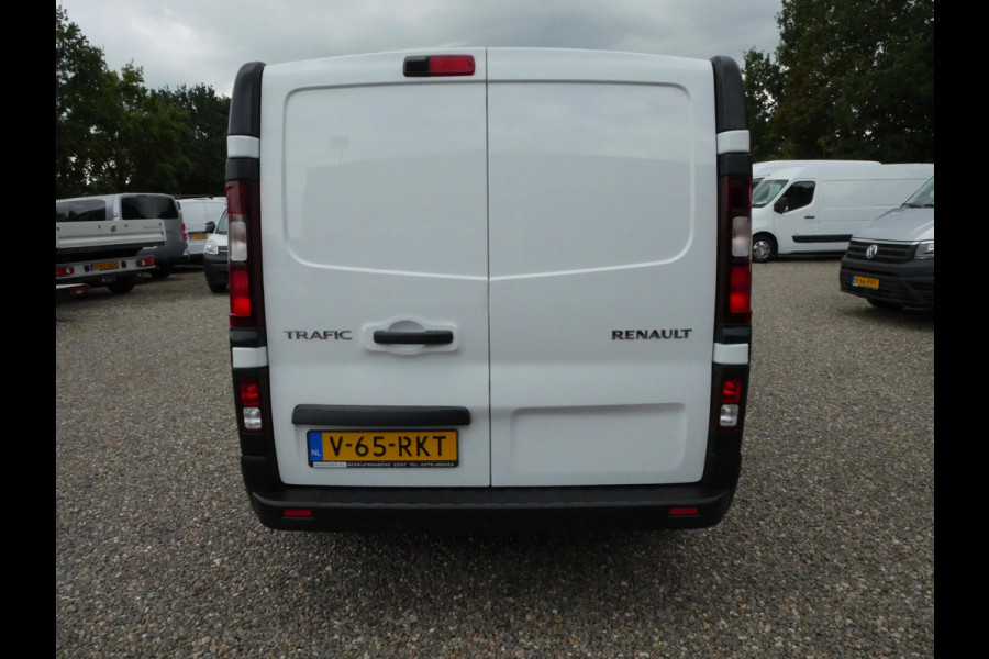 Renault Trafic 2.0 dCi 130PK L1H1 Airco Camera PDC voor en achter