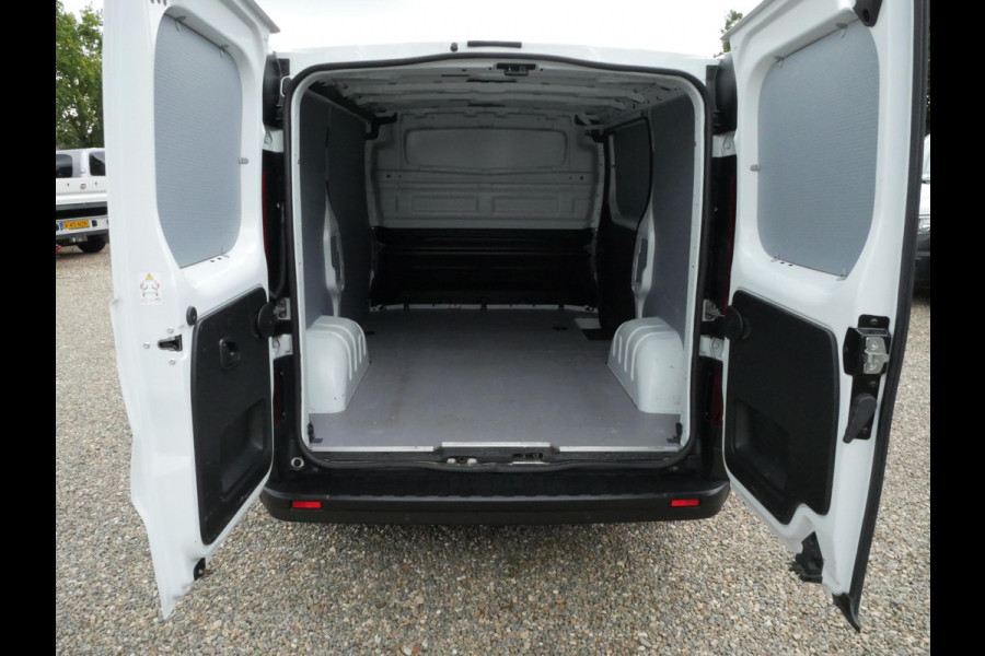 Renault Trafic 2.0 dCi 130PK L1H1 Airco Camera PDC voor en achter