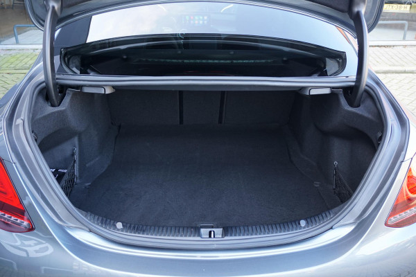 Mercedes-Benz C-Klasse 180 Business Solution AMG + CAMERA / LEDER / MULTIBEAM LED / DODEHOEK