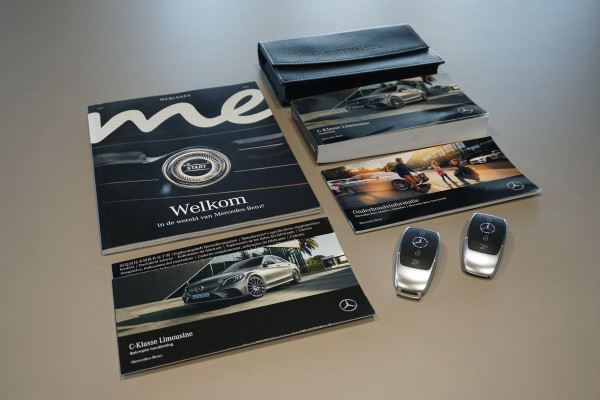 Mercedes-Benz C-Klasse 180 Business Solution AMG + CAMERA / LEDER / MULTIBEAM LED / DODEHOEK