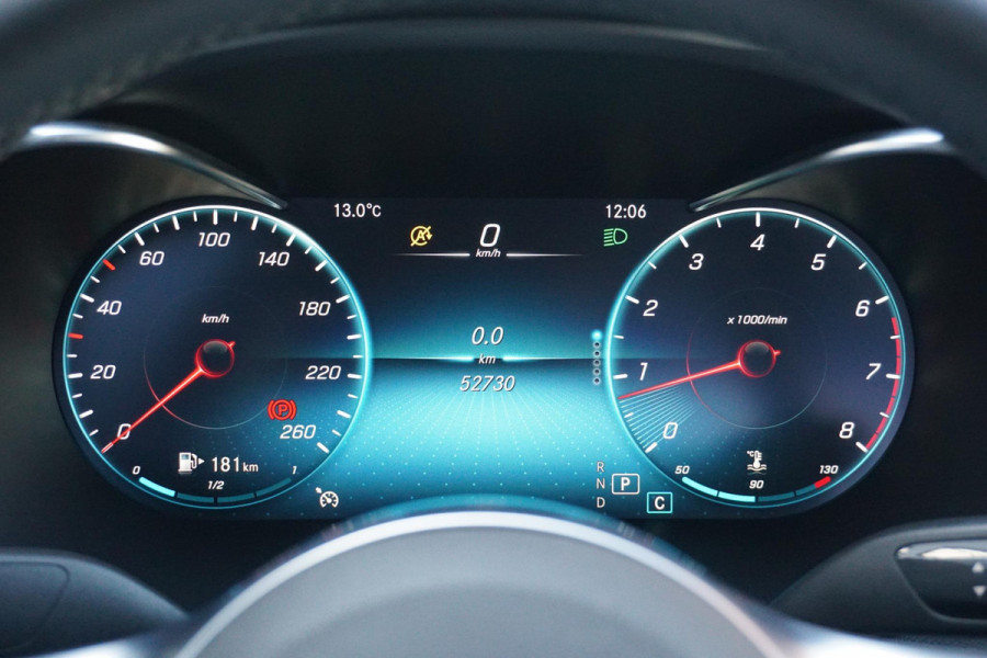 Mercedes-Benz C-Klasse 180 Business Solution AMG + CAMERA / LEDER / MULTIBEAM LED / DODEHOEK