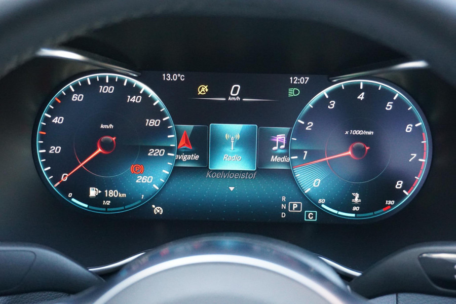 Mercedes-Benz C-Klasse 180 Business Solution AMG + CAMERA / LEDER / MULTIBEAM LED / DODEHOEK