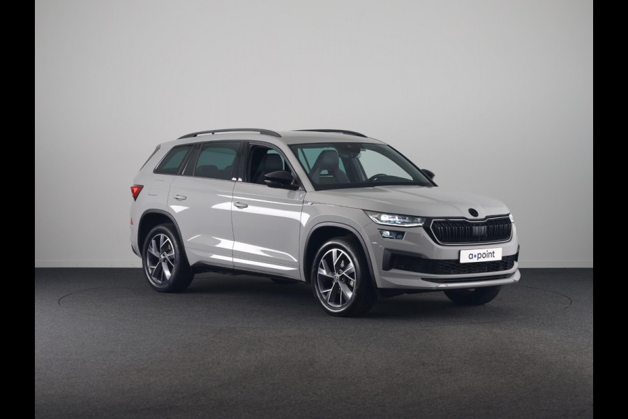 Škoda Kodiaq 1.5 TSI Sportline Business 150 pk Automaat (DSG) | Navigatie | Parkeersensoren | Achteruitrijcamera | Alcantara bekleding | Stoelverwarming | Elektr. Achterklep | Apple carplay / Android auto |