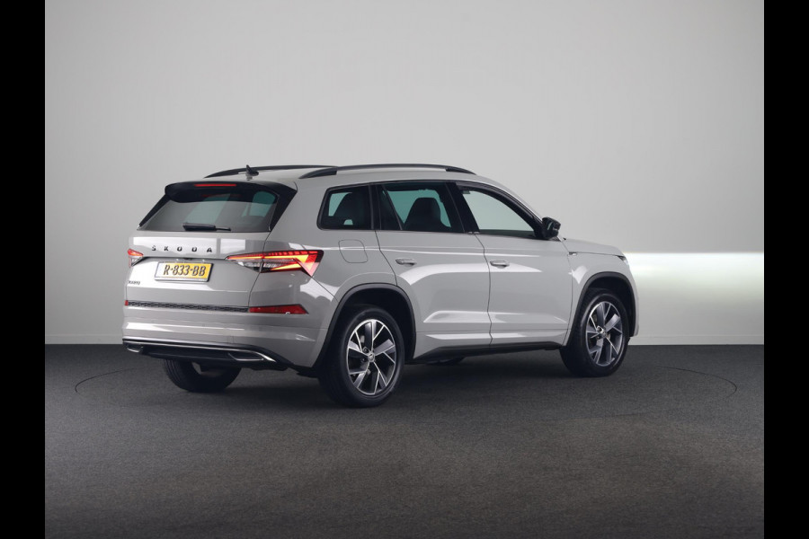 Škoda Kodiaq 1.5 TSI Sportline Business 150 pk Automaat (DSG) | Navigatie | Parkeersensoren | Achteruitrijcamera | Alcantara bekleding | Stoelverwarming | Elektr. Achterklep | Apple carplay / Android auto |