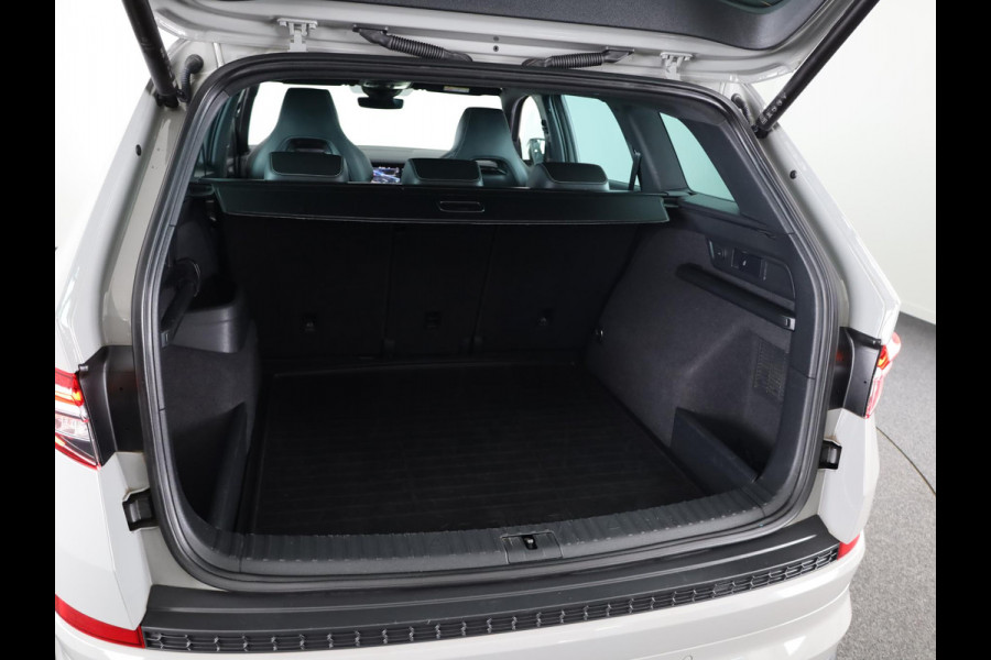 Škoda Kodiaq 1.5 TSI Sportline Business 150 pk Automaat (DSG) | Navigatie | Parkeersensoren | Achteruitrijcamera | Alcantara bekleding | Stoelverwarming | Elektr. Achterklep | Apple carplay / Android auto |