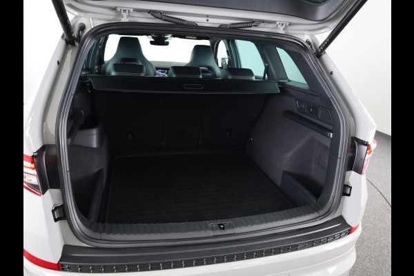 Škoda Kodiaq 1.5 TSI Sportline Business 150 pk Automaat (DSG) | Navigatie | Parkeersensoren | Achteruitrijcamera | Alcantara bekleding | Stoelverwarming | Elektr. Achterklep | Apple carplay / Android auto |