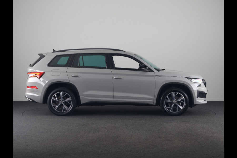 Škoda Kodiaq 1.5 TSI Sportline Business 150 pk Automaat (DSG) | Navigatie | Parkeersensoren | Achteruitrijcamera | Alcantara bekleding | Stoelverwarming | Elektr. Achterklep | Apple carplay / Android auto |