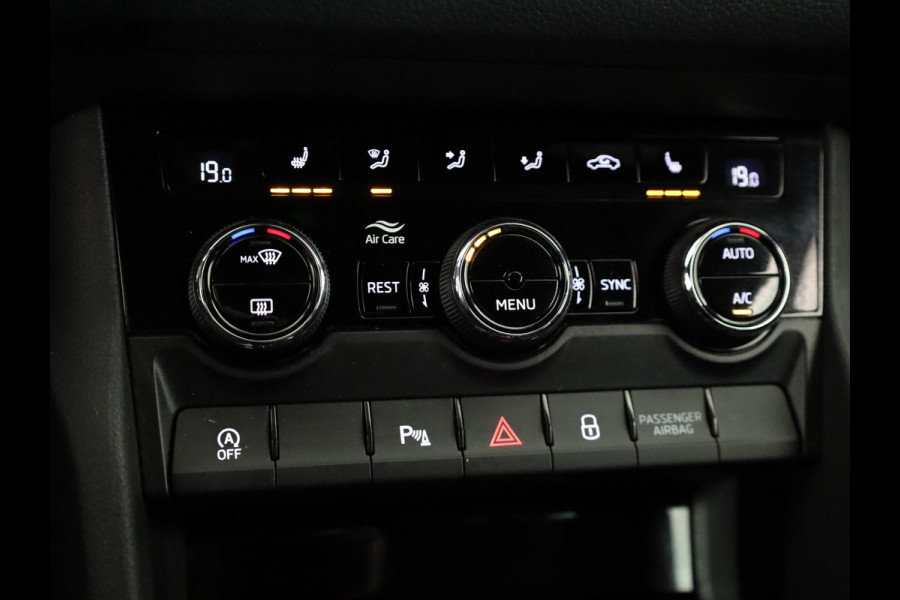 Škoda Kodiaq 1.5 TSI Sportline Business 150 pk Automaat (DSG) | Navigatie | Parkeersensoren | Achteruitrijcamera | Alcantara bekleding | Stoelverwarming | Elektr. Achterklep | Apple carplay / Android auto |