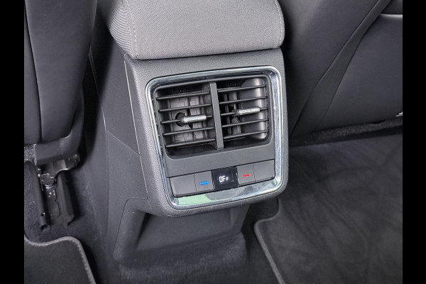Škoda ENYAQ iV 80 204PK Pano-Dak Adap.Cruise Warmtepomp 3-Zone 20" SOH 90% Ecc Stuur+Stoelverwarming Camera Assistentie Pakket Plus Comfort Plu Apple Carplay Android Auto Draadloze telefoonlader Elek.Achterklep Privacy Glas Dealeronderhouden 1e Eigenaar