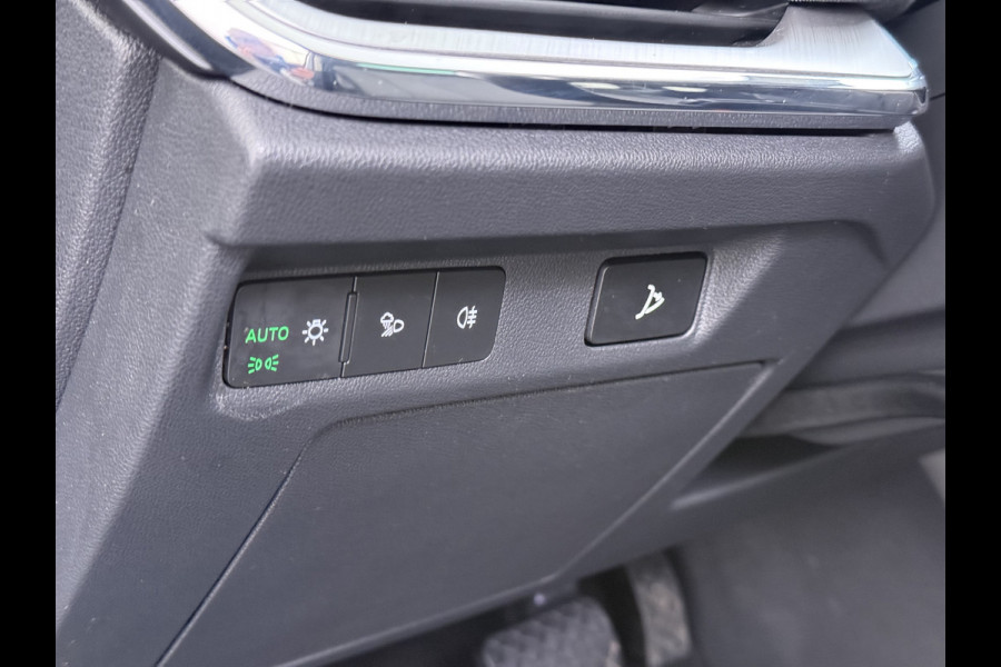 Škoda ENYAQ iV 80 204PK Pano-Dak Adap.Cruise Warmtepomp 3-Zone 20" SOH 90% Ecc Stuur+Stoelverwarming Camera Assistentie Pakket Plus Comfort Plu Apple Carplay Android Auto Draadloze telefoonlader Elek.Achterklep Privacy Glas Dealeronderhouden 1e Eigenaar